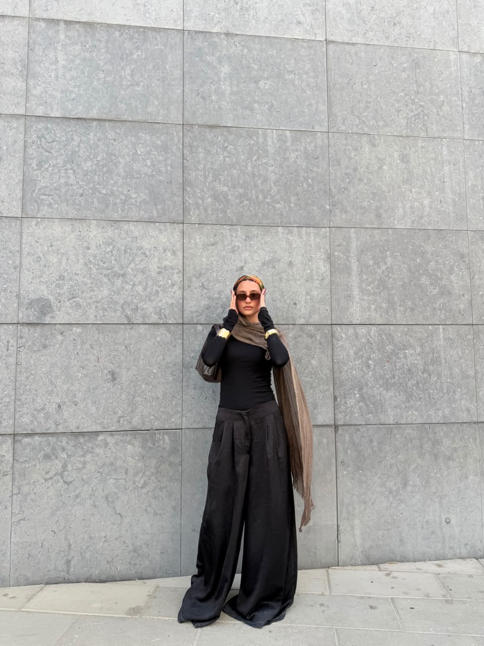THE LEGAURA